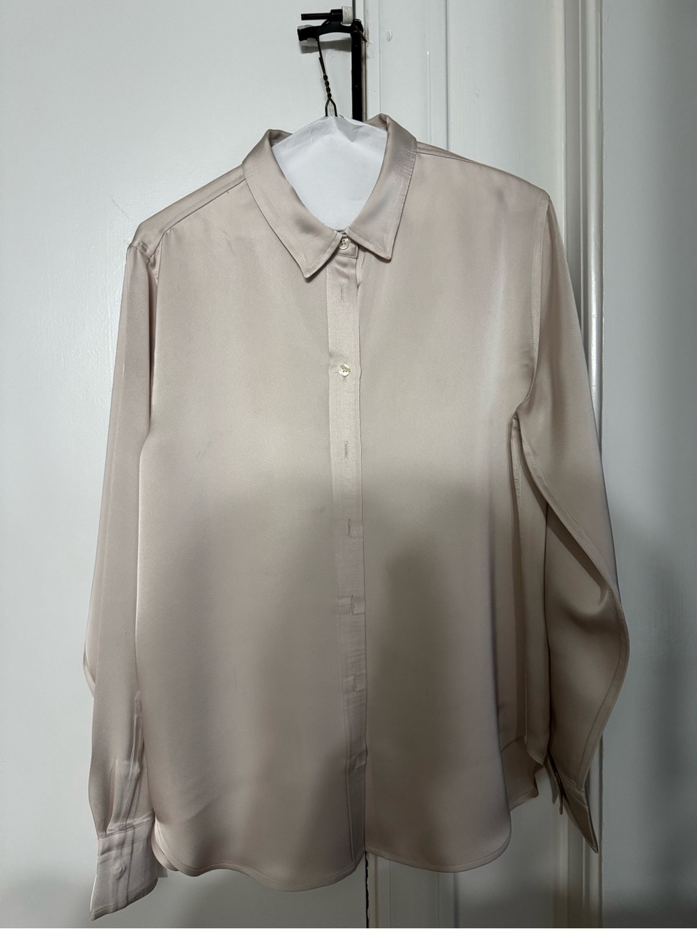 Spanx Better Than Silk Women’s Button-Down Blouse - Cream EUC